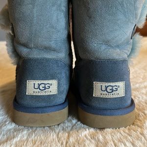 Blue button Uggs